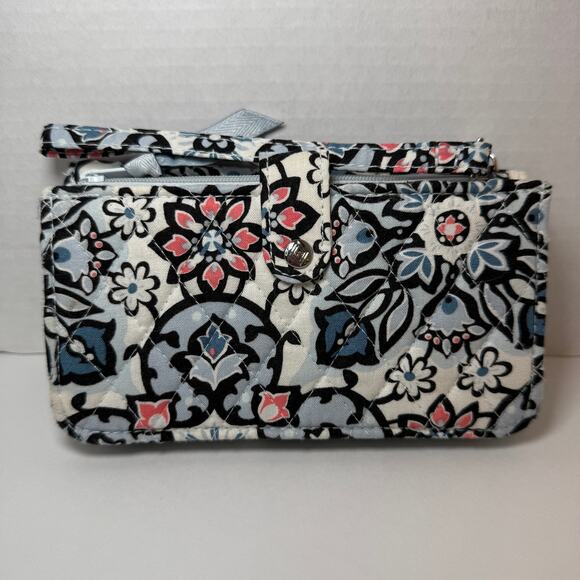 Vera Bradley Lisbon Medallion RFID Smartphone Wristlet Wallet - Picture 7 of 7